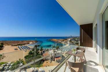 Zakwaterowanie, Chrysomare Beach Hotel & Resort